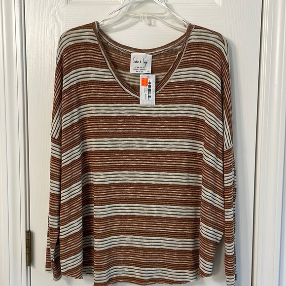 Sadie & Sage Tops - NWT Sadie & Sage top